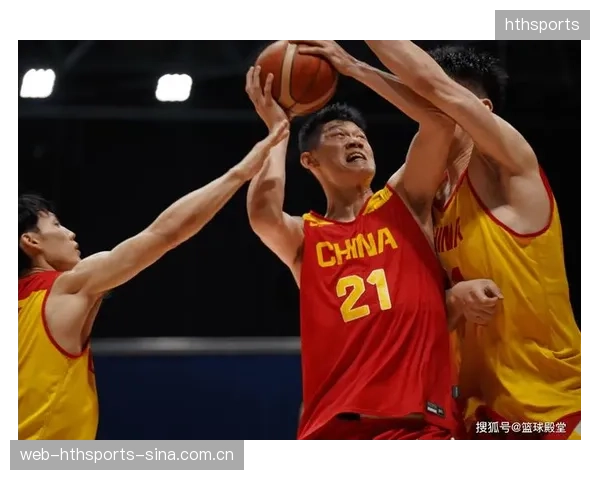 CBA比赛中出现史诗级抢断上演快攻高潮，燃爆全场的瞬间绝不能错过
